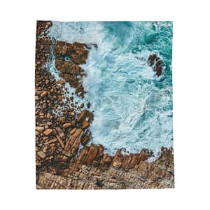 Coastal-Strata Velveteen Plush Blanket - Scandinavian-Tide-Wave